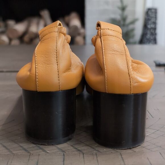 Everlane Mustard Yellow Leather Block Heels - Picture 9 of 15